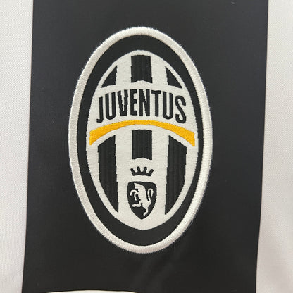 Juventus 2004/05 Home Shirt