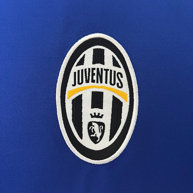 Juventus 2004/05 Away Shirt