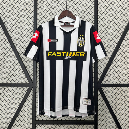 Juventus 2001/02 Home Shirt