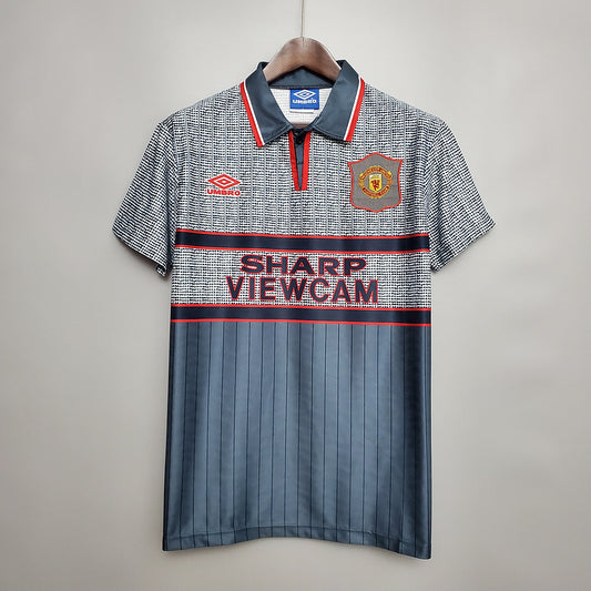 Manchester United 1995/96 Away Shirt