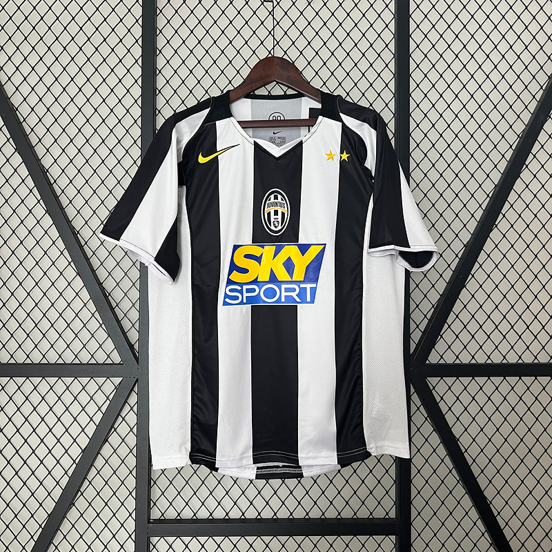 Juventus 2004/05 Home Shirt