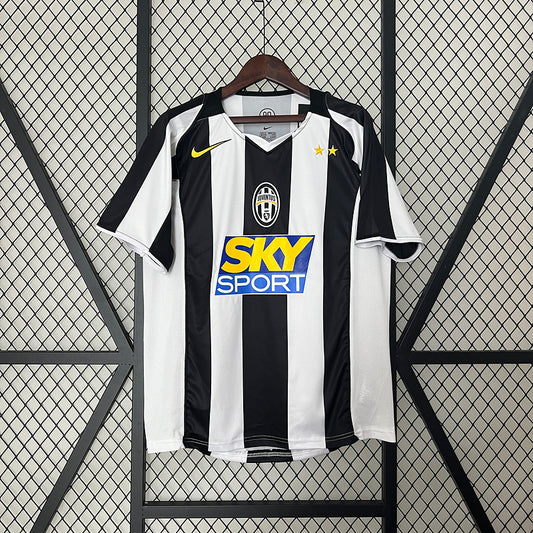 Juventus 2004/05 Home Shirt