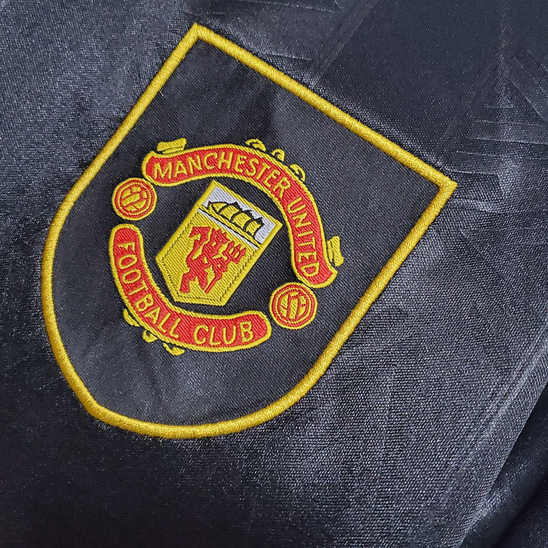 Manchester United 1993/95 Away Shirt